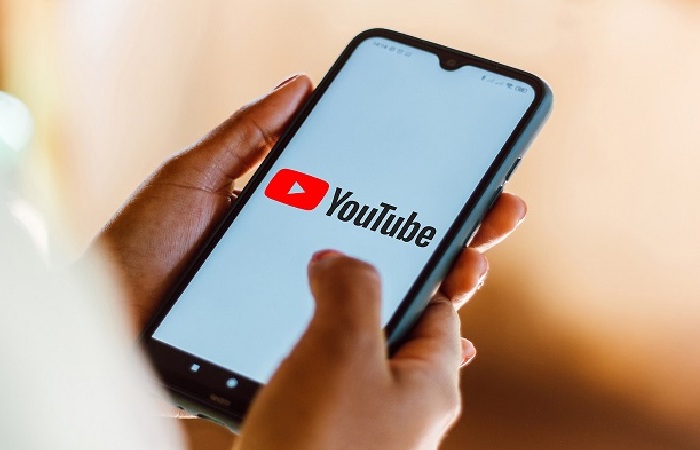 Which Program is Best for YouTube Video Download for iPhone?