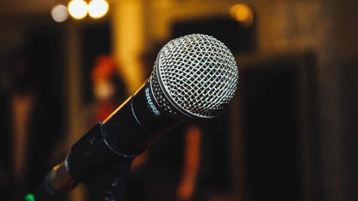 Microphone